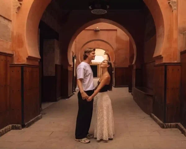 can I hold my girlfriend's hand in Morocco, PDA rules Morocco unmarried couples Morocco hotel is kissing illegal in Morocco Morocco dating etiquette tourists public displays of affection Morocco law