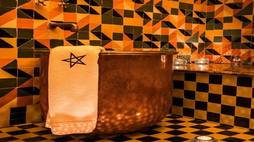 Moroccan Hammam,what to expect at a Moroccan hammamhammam Morocco first timer guide
public hammam vs luxury hammam Morocco
Marrakech hammam price 2026
kessa scrub Morocco