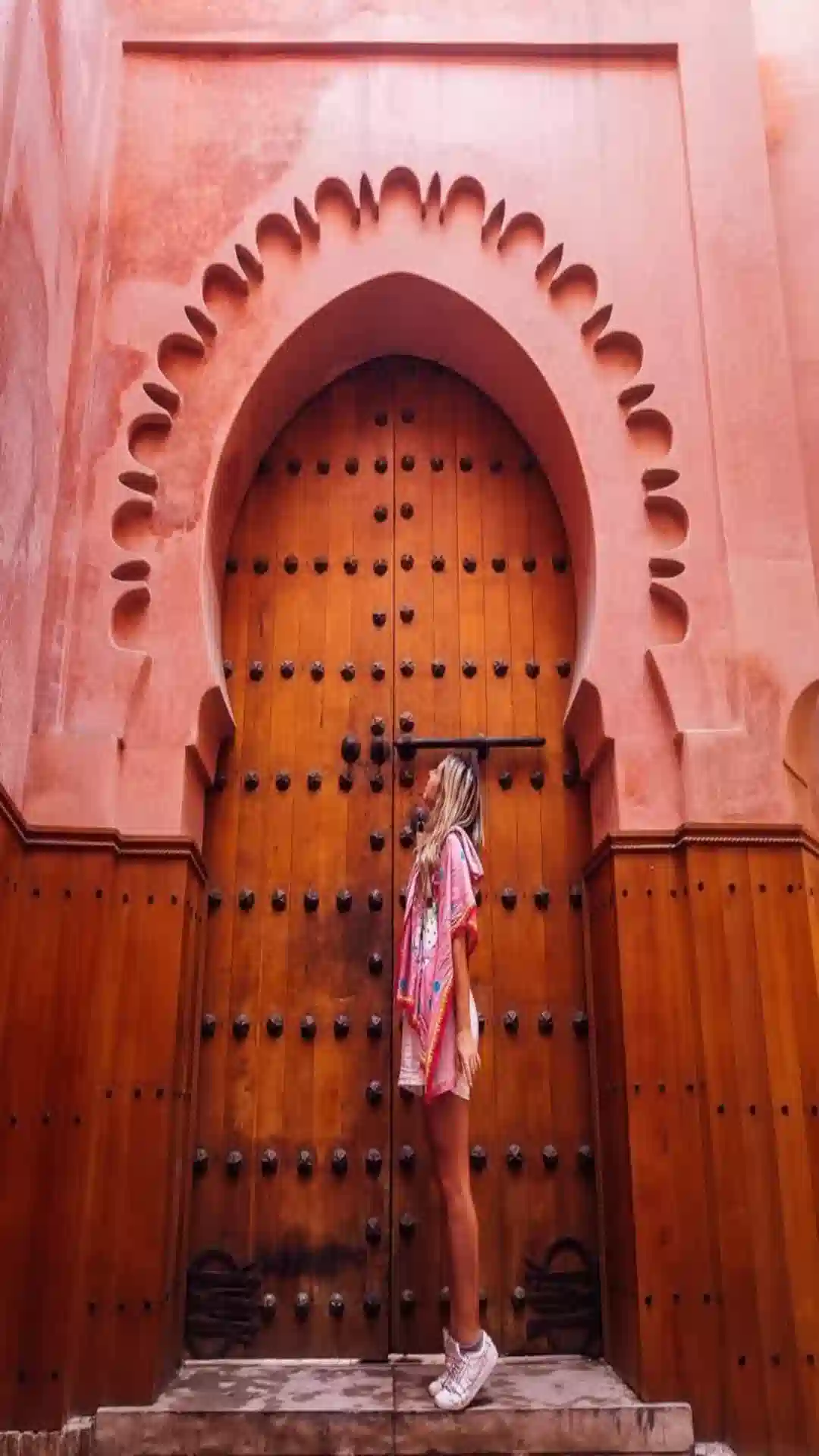 why is marrakech called the red city - historic red-ochre architecture in the Marrakech medina